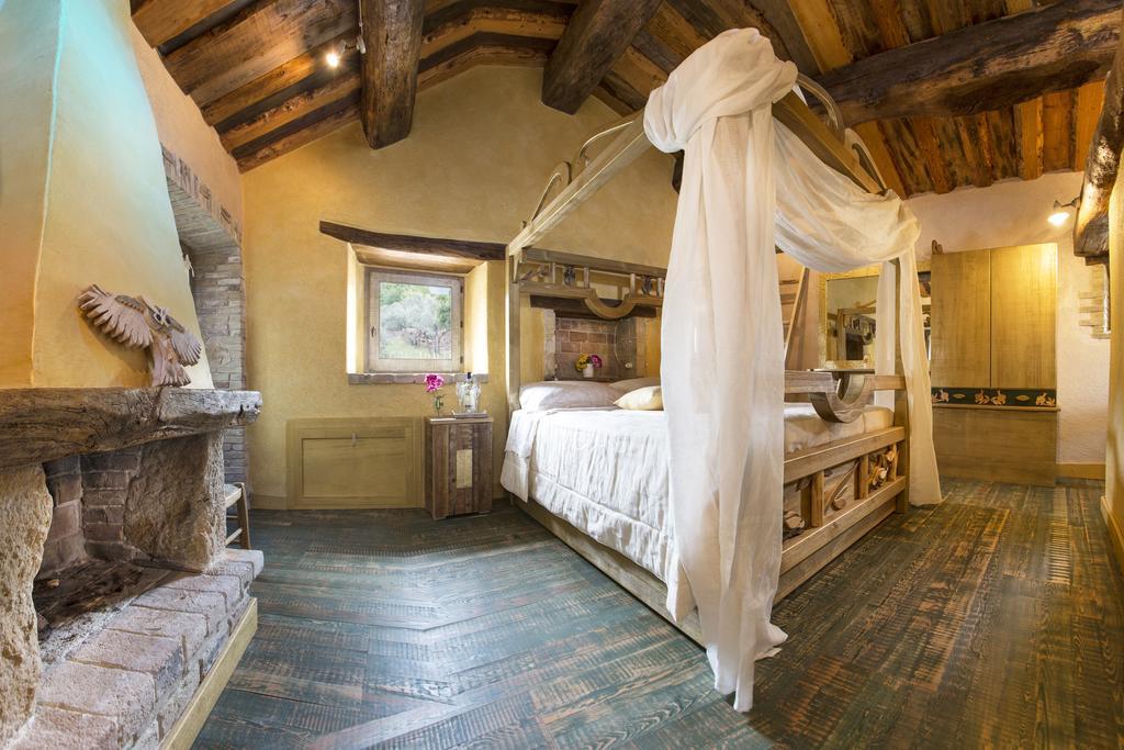 Luxury villa Colle dell'Asinello ,proprietari , Price all inclusive Pool Heating 30 C&area SPA h 24, near ORVIETO Guardea Camera foto