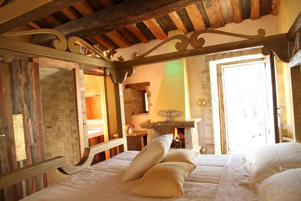 Luxury villa Colle dell'Asinello ,proprietari , Price all inclusive Pool Heating 30 C&area SPA h 24, near ORVIETO Guardea Esterno foto