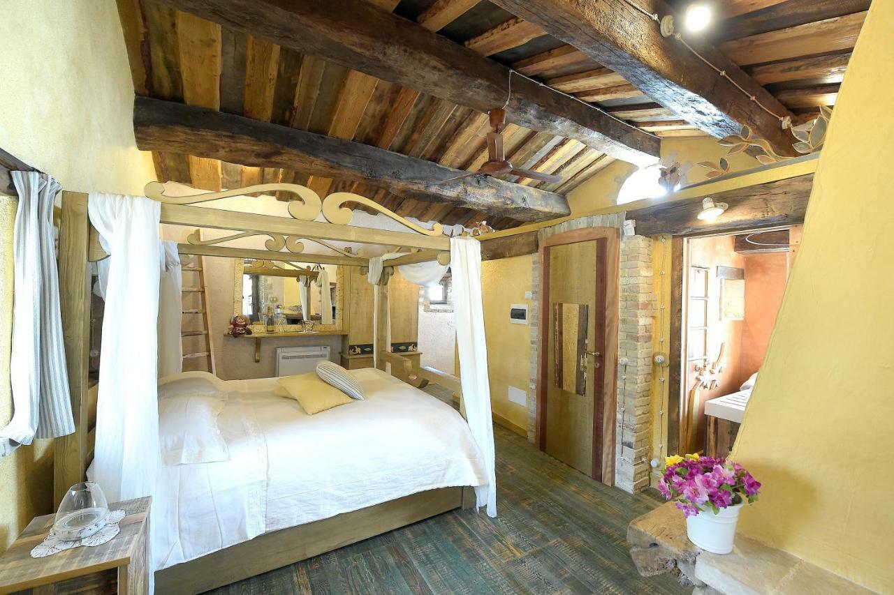 Luxury villa Colle dell'Asinello ,proprietari , Price all inclusive Pool Heating 30 C&area SPA h 24, near ORVIETO Guardea Esterno foto